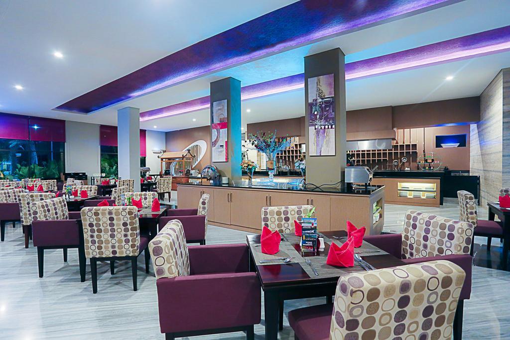 Mercure Palu Exteriör bild