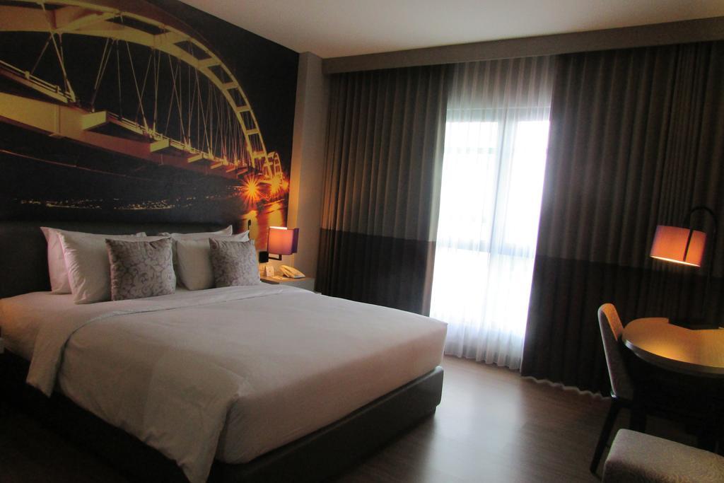 Mercure Palu Exteriör bild