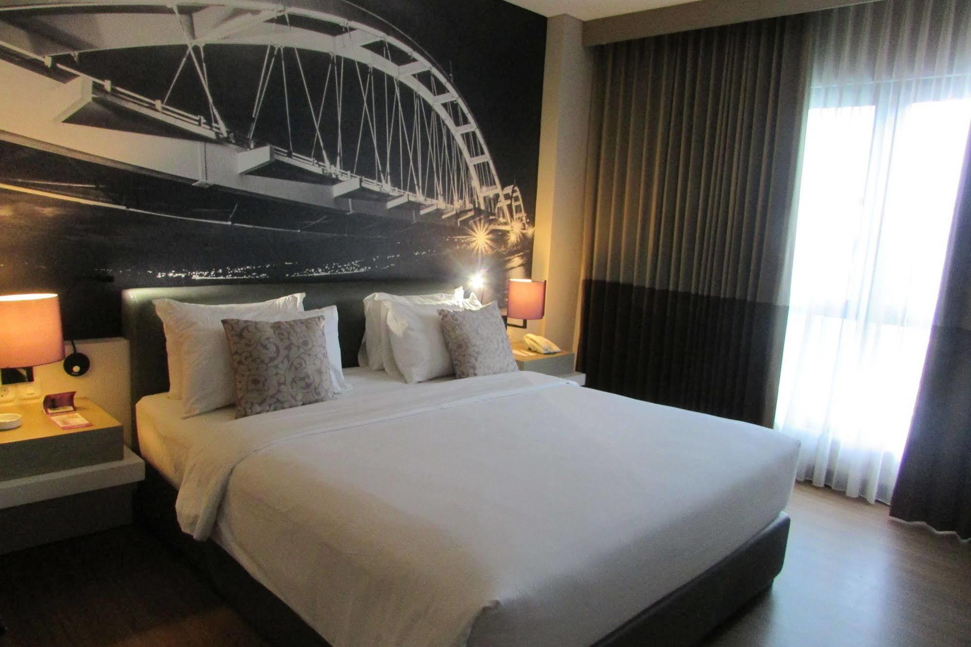 Mercure Palu Exteriör bild
